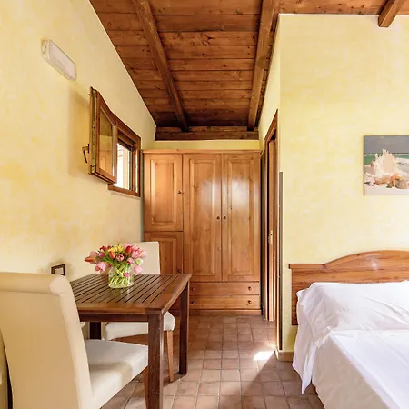 Village 4*